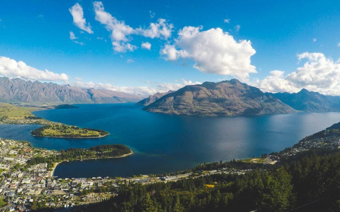 New Zealand Travel Guide: A Comprehensive Tour Through the Heart of Aotearoa